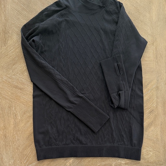 lululemon athletica black long sleeve top - Picture 6 of 7